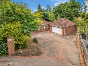 Photo 8- click for photo gallery